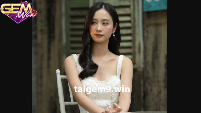 Nữ diễn viên xinh đẹp Jun Vũ đã làm gì khi sinh sống ở bên Thái?